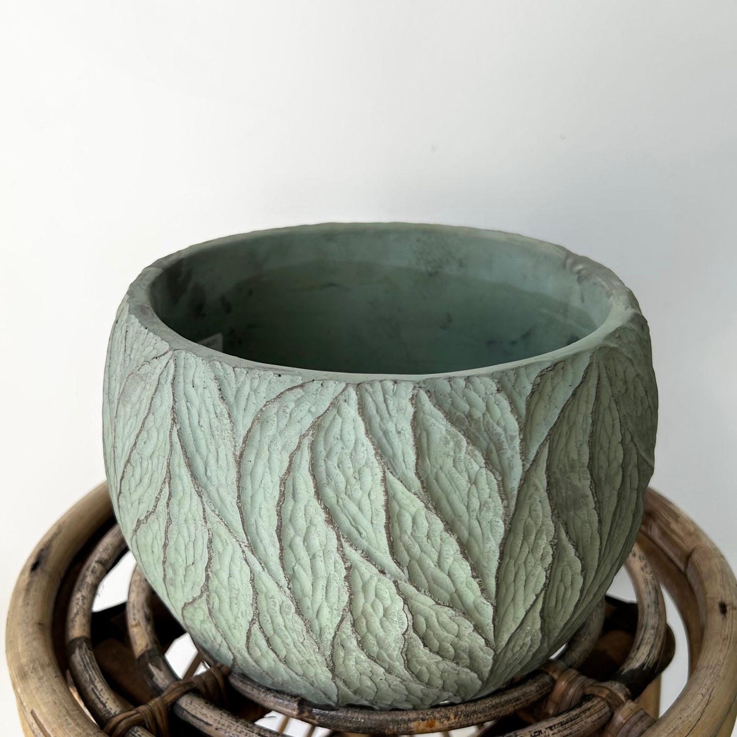 ALMA shallow decorative pot (7”X5.5”)