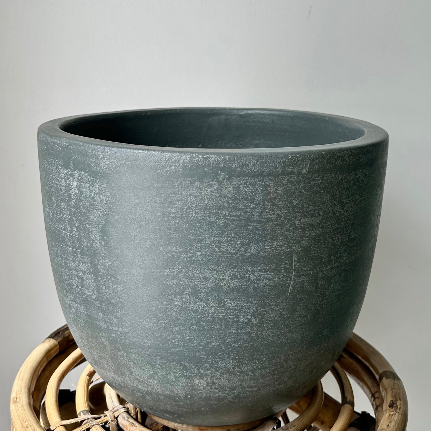 SIMCOE Bell-Shaped Planter GREY (5.25”x6”)