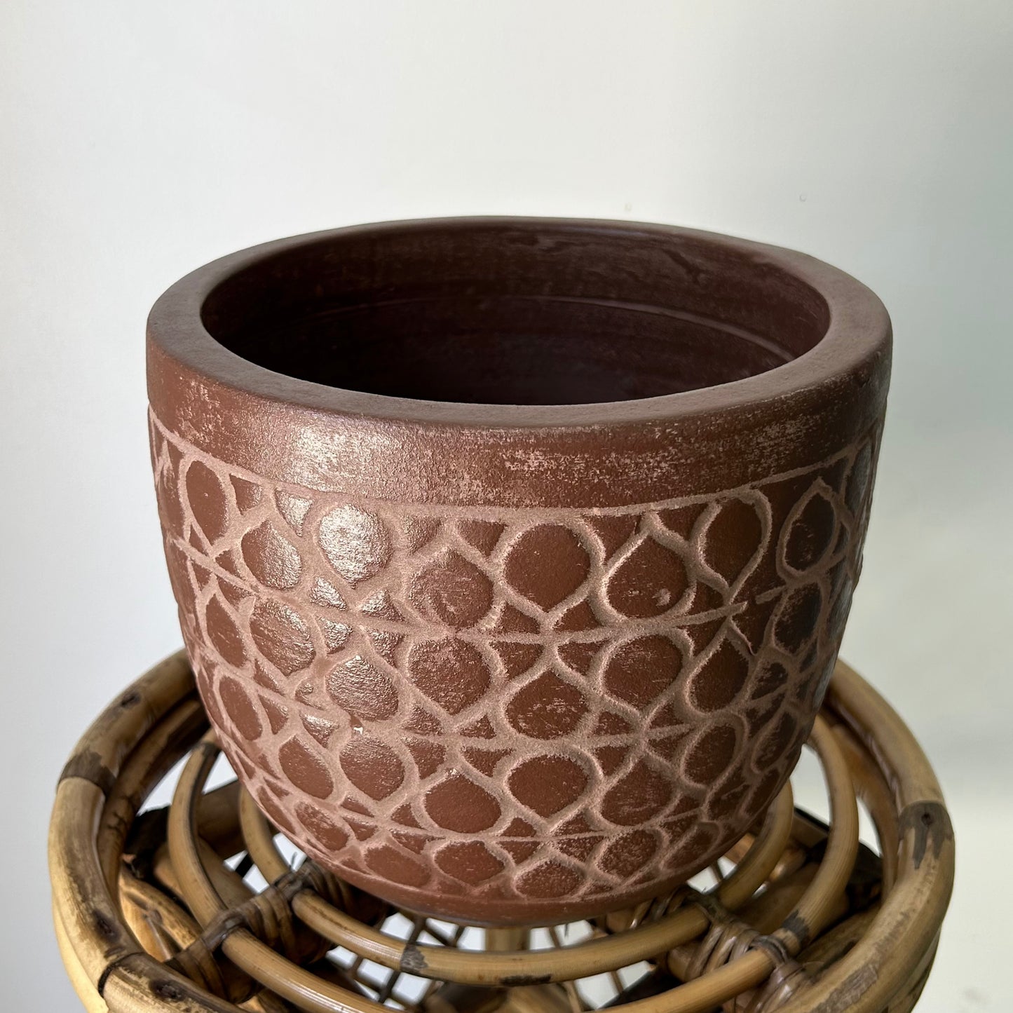 AVIVA Planter GARNET RED 9.5”x9.5”