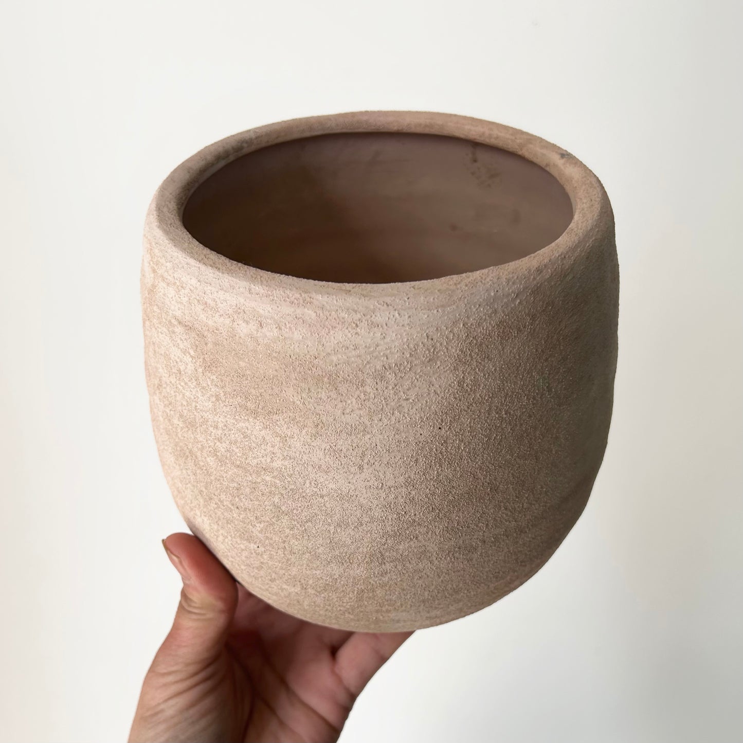 SANDIE decorative pot (4.75”x5.25”) available in 3 colours
