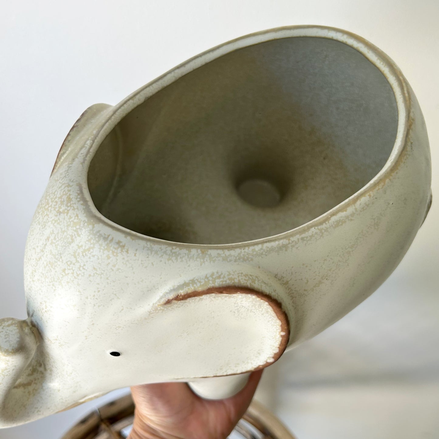 ELEPHANT Decorative Pot