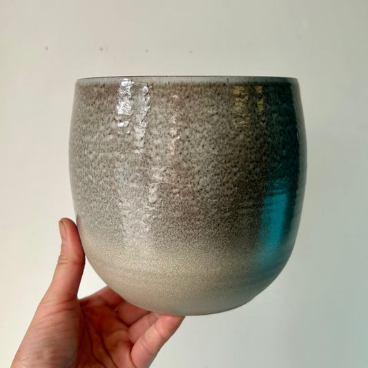 Ovate Ombré Decorative Pot (5.5”x5.5”)"