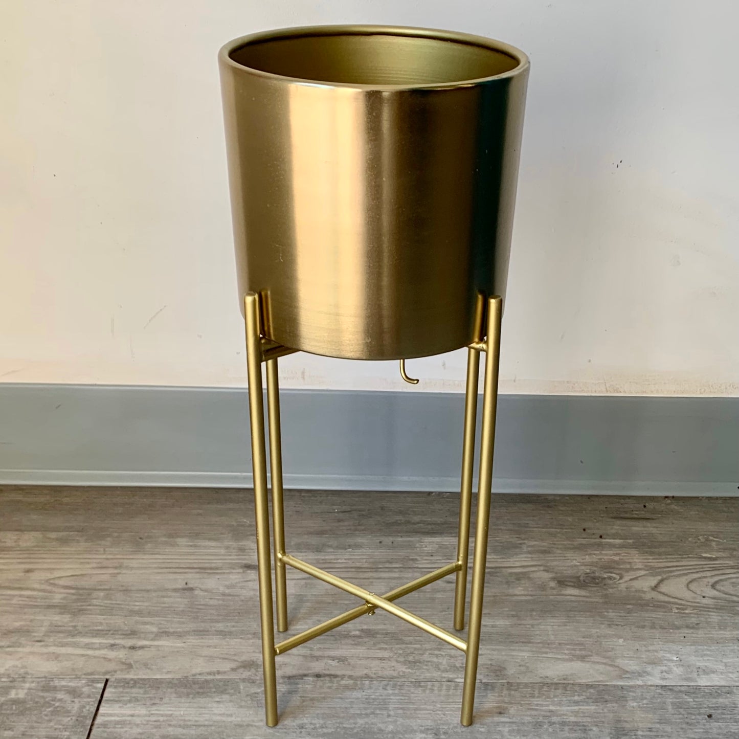 PAULINA Metallic Planter + Stand