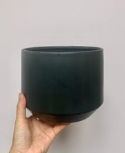 Load image into Gallery viewer, FREYA Matte Modern Cover Pot (6.5x5.5) available in black &amp; white
