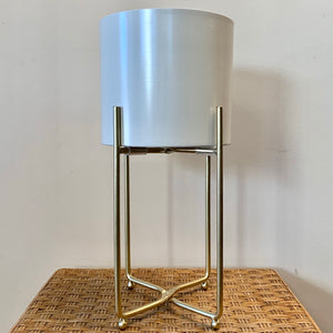 AVA modern plant stand