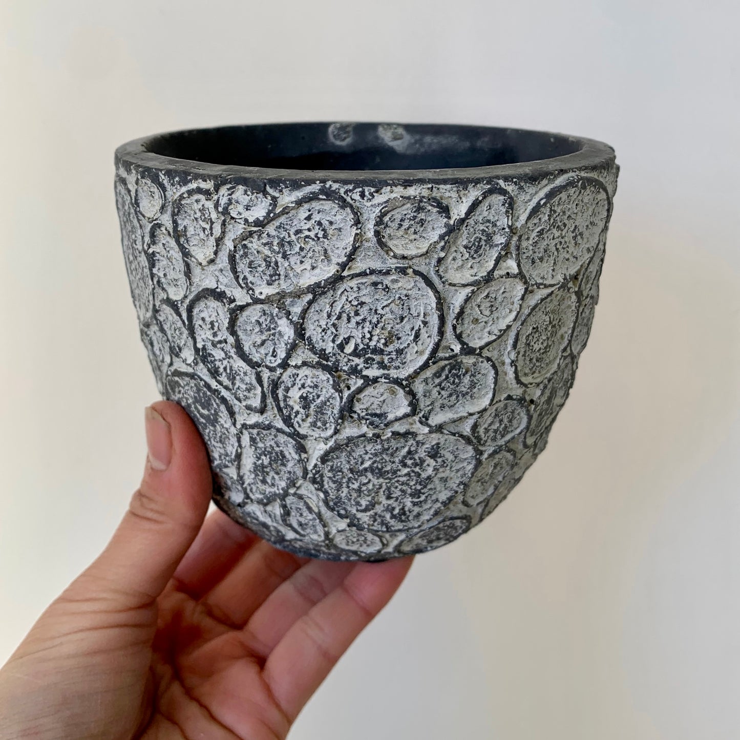 CHRISTABEL concrete textured decorative pot (6.5”X5.5”)