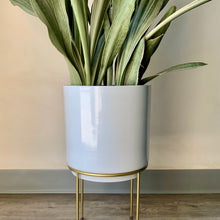 Load image into Gallery viewer, NOELLE Glossy White Mid Century Planter Gold Metal Stand

